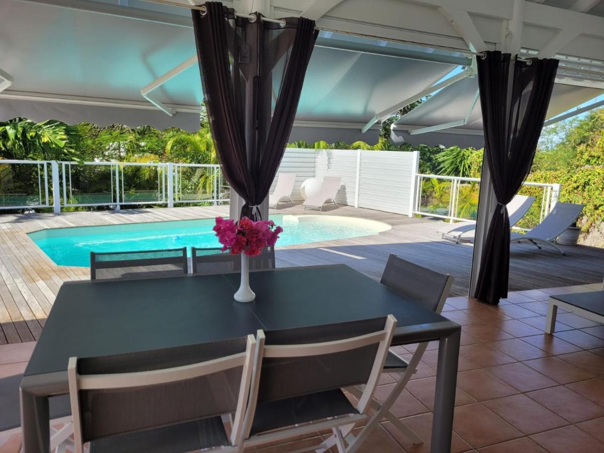 Villa Ste Marthe Avec Piscine, Grande Terrasse, Jardin Intime Et Citerne D'Eau Saint-Francois  Exterior foto